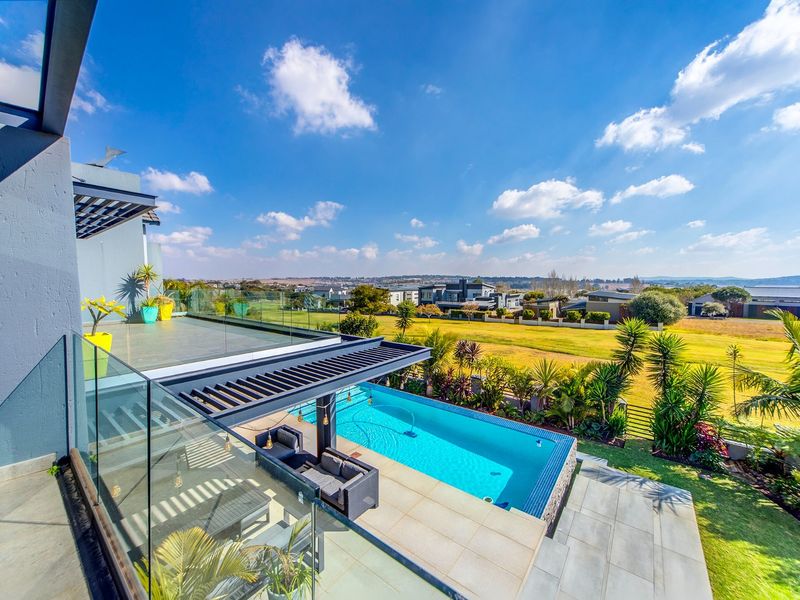 Modern Home in a Quiet Cul de Sac on a Greenbelt - Photo 2