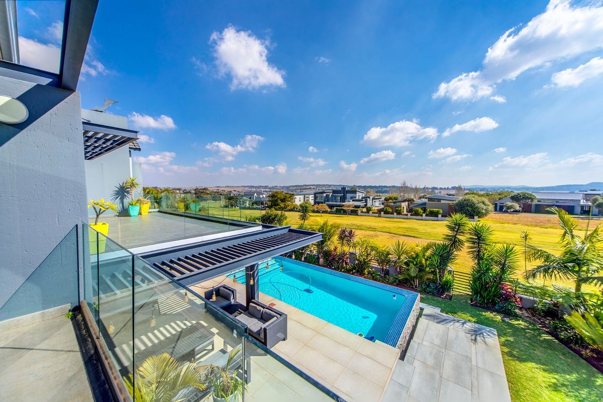 Modern Home in a Quiet Cul de Sac on a Greenbelt - Photo 2