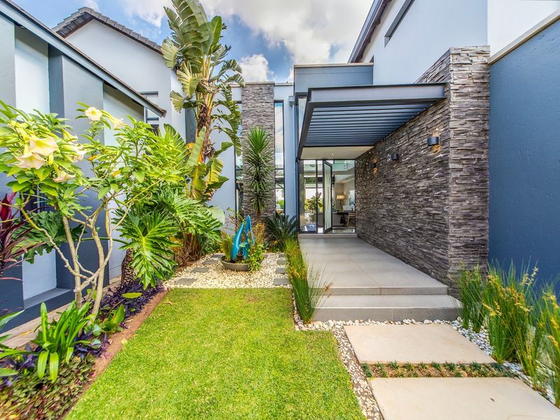 Modern Home in a Quiet Cul de Sac on a Greenbelt - Photo 6