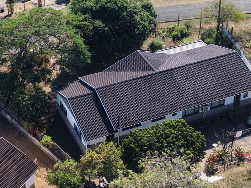 SPACIOUS SECURE FAMILY HOME CLOSE TO AMENITIES - Photo 7