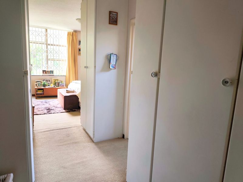 Apartment For Sale in Sandton Central, Sandton - Photo 9