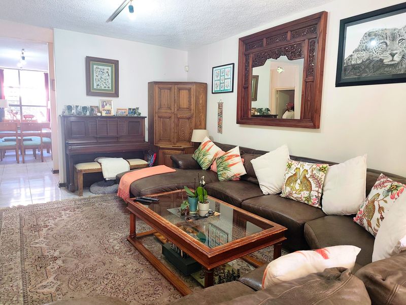 Apartment For Sale in Sandton Central, Sandton - Photo 4