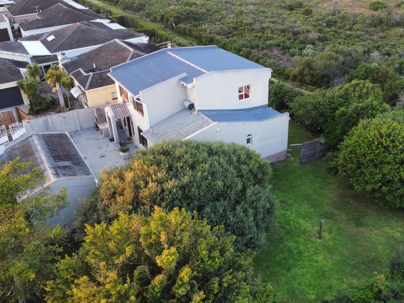 House For Sale in Aston Bay, Jeffreys Bay - Photo 9