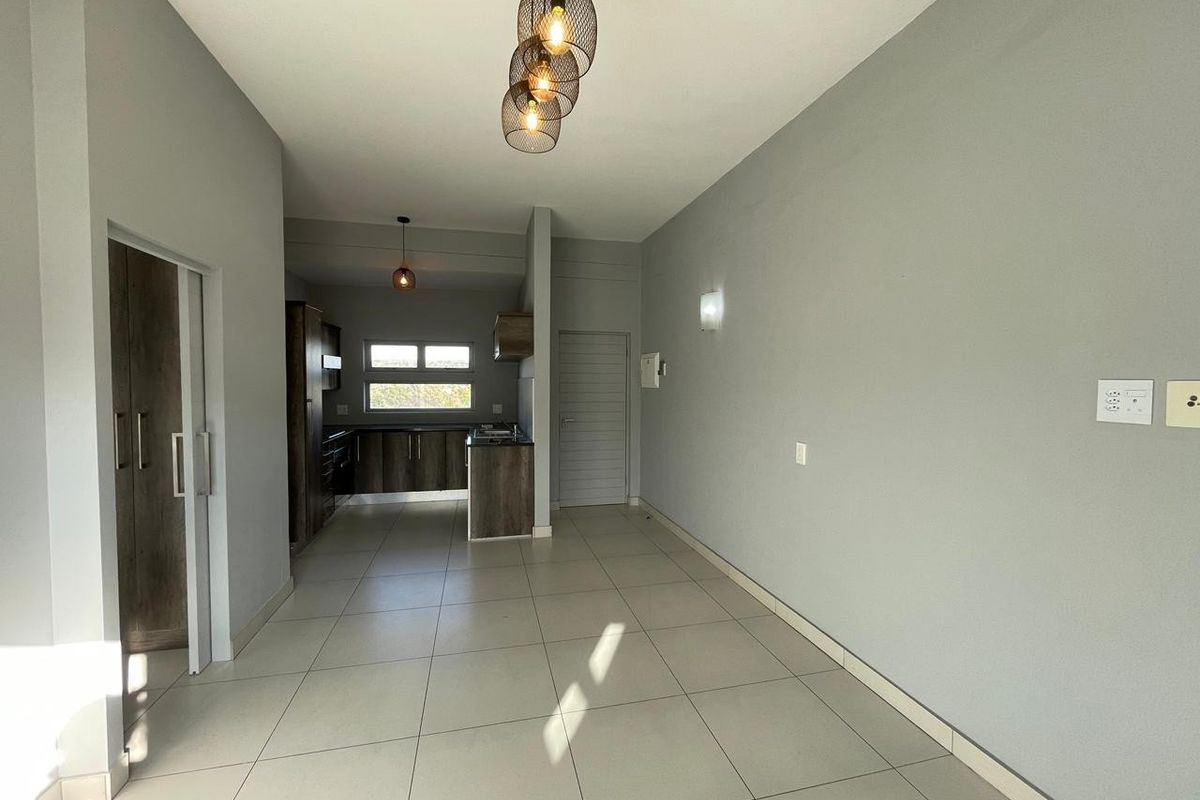 1 Bed 1 Bath Investment property - Photo 3
