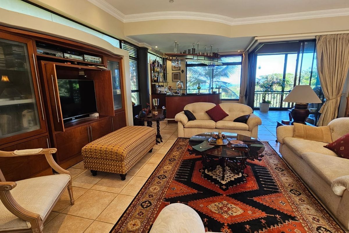 Magnificent Balinese-Inspired Coastal Residence with Panoramic Views in Zimbali - Photo 5