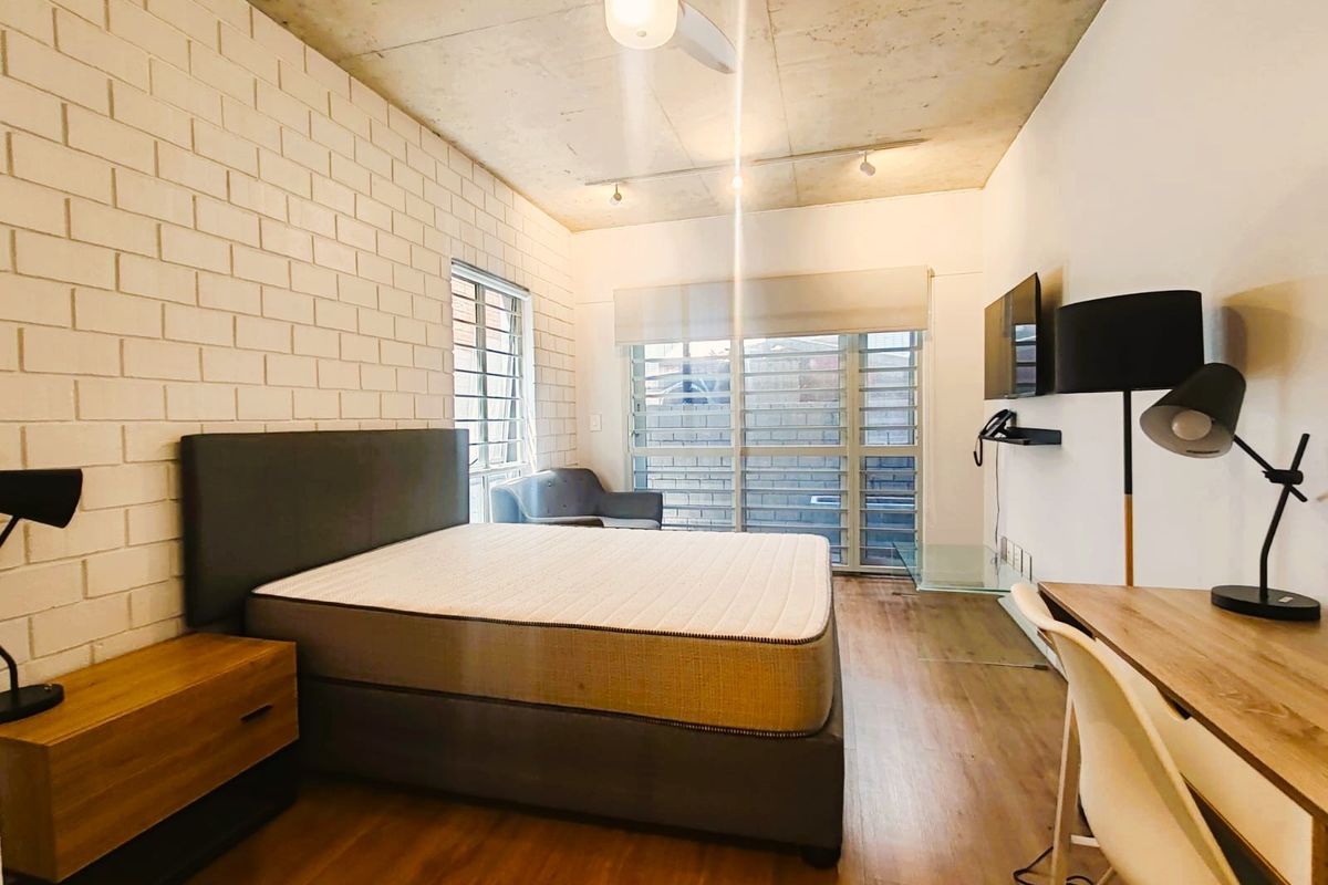 Furnished income investment in Woodstock - Photo 4