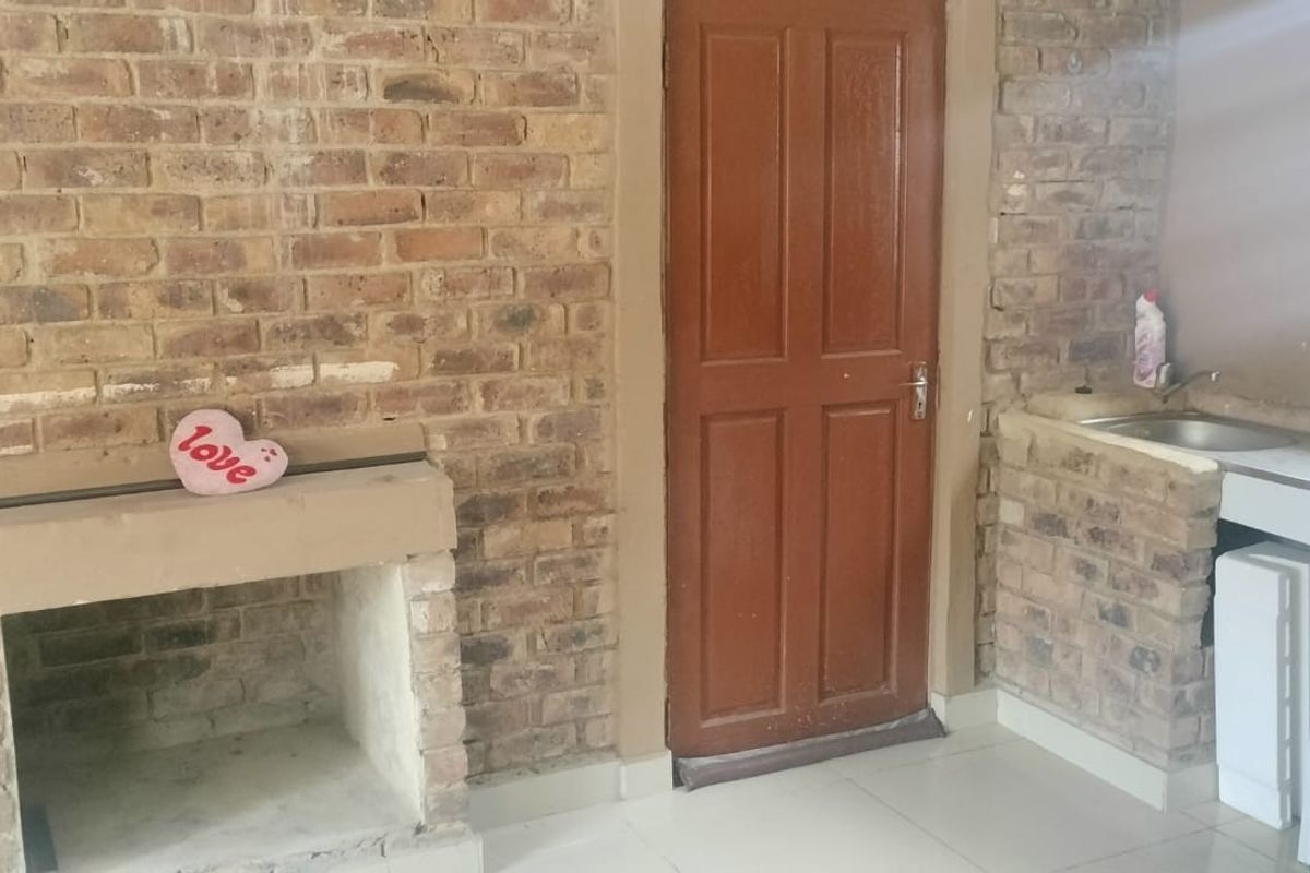 1 Bedroom House to Rent in The Reeds,Centurion - Photo 2