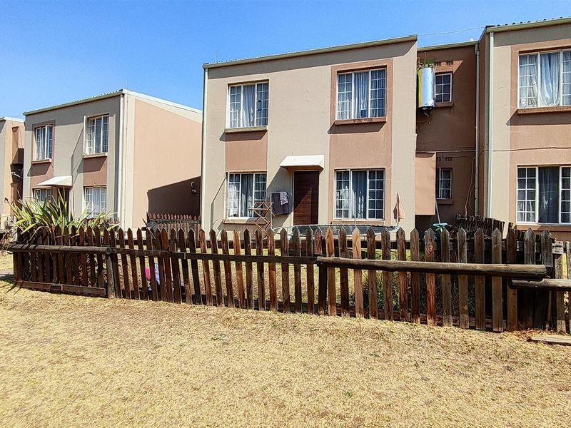 Modern 2-Bedroom Apartment in Norton Home Estate - Photo 9