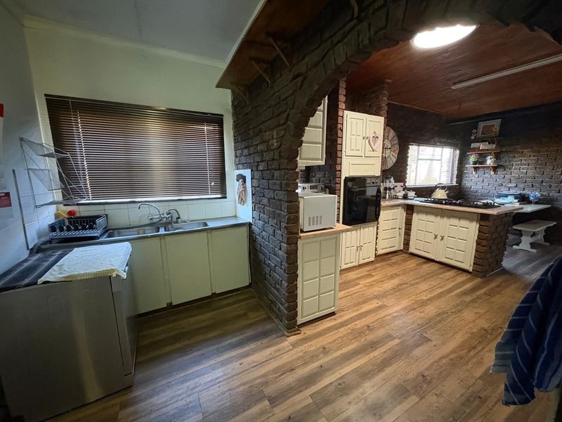 House For Sale in Schuinshoogte, Newcastle, KwaZulu Natal - Photo 10