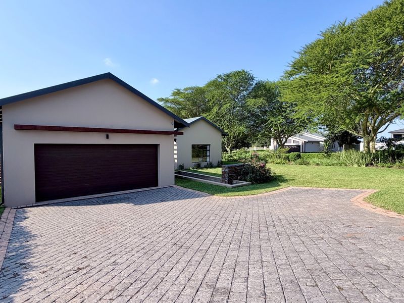 House For Sale in Zinkwazi Beach - Photo 7