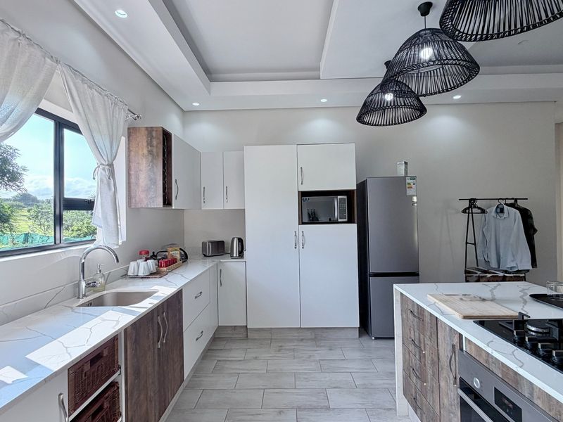 House For Sale in Zinkwazi Beach - Photo 9