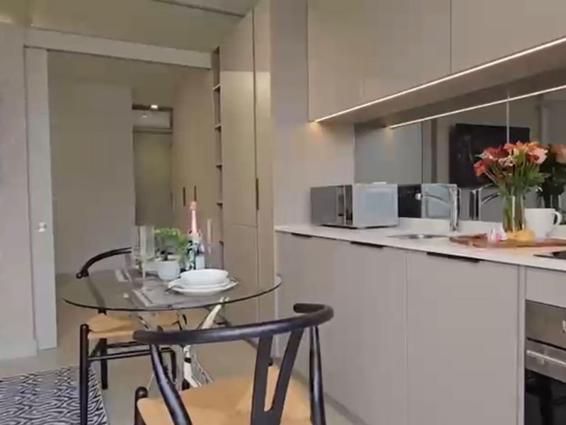 Experience luxury urban living in this beautifully appointed fully furnished 1-bedroom Apartment - Photo 6