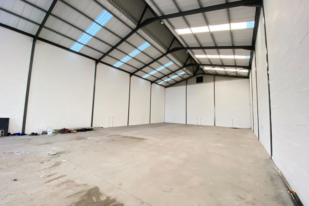 Neat and Secure 420m2 Warehouse To Let in Rivergate Industrial, Cape Town - Photo 3