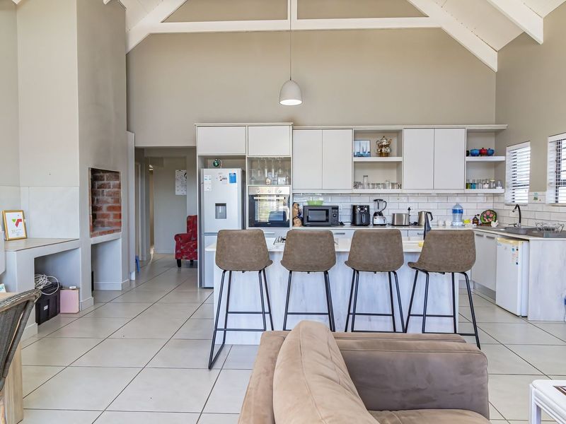 A Smart Buy in the Bay - Photo 5