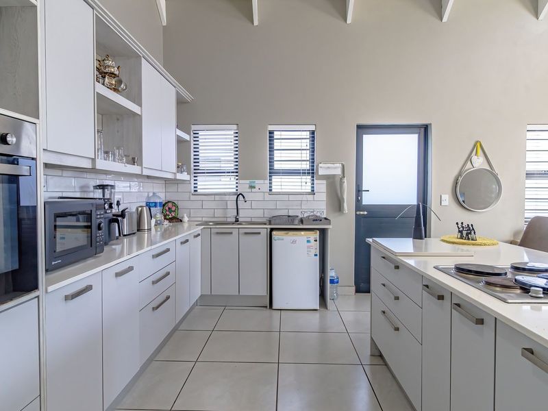 A Smart Buy in the Bay - Photo 2