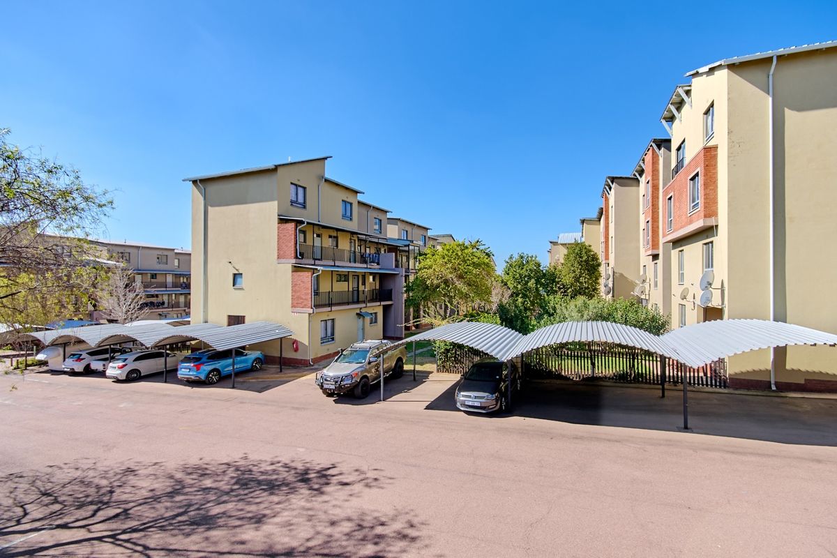 Two (2)-Bedroom Apartment for Sale - Ninth on Lever, Noordwyk, Midrand - Photo 4