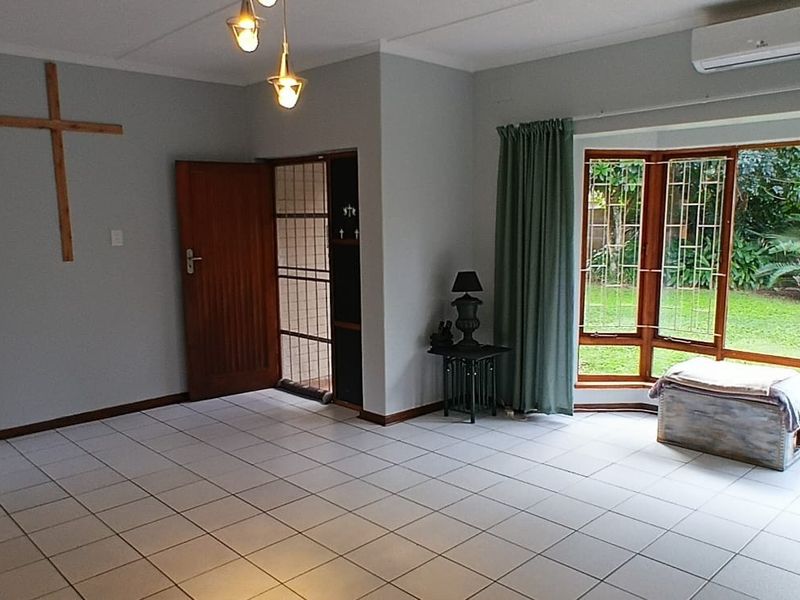 Move in ready 4 Bedroom House for Sale in Kwambonambi, KwaZulu Natal - Photo 4