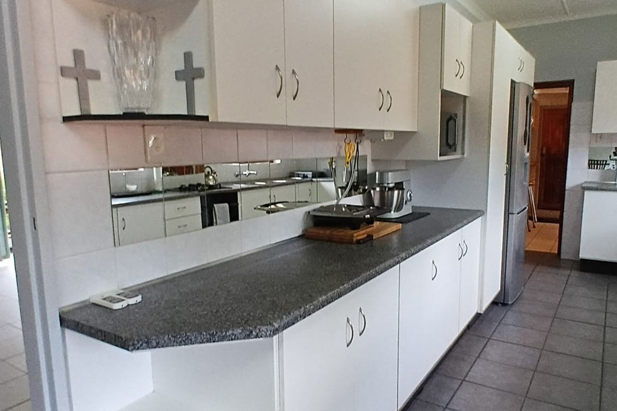 Move in ready 4 Bedroom House for Sale in Kwambonambi, KwaZulu Natal - Photo 3