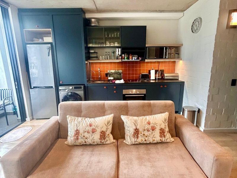 Fully Furnished Airbnb Apartment in Sea Point - Photo 7