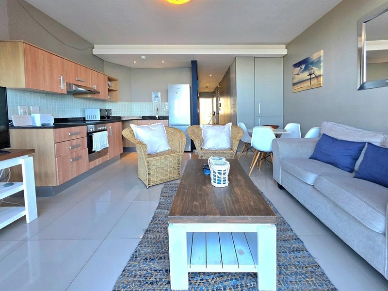 2 BED FULLY FURNISHED BEACHFRONT APARTMENT - Photo 7