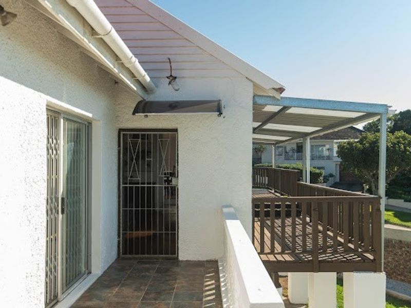 5-Bed Family Home with Pool + Views | Adcockvale - Photo 4