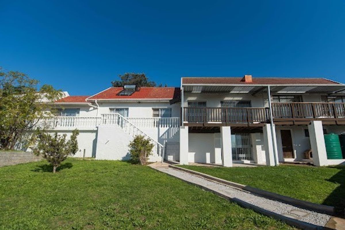 5-Bed Family Home with Pool + Views | Adcockvale - Photo 2