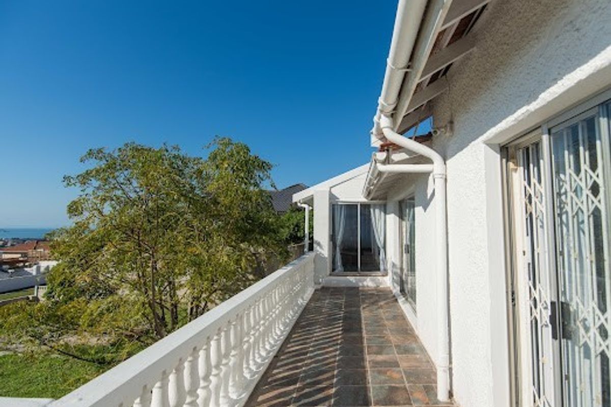 5-Bed Family Home with Pool + Views | Adcockvale - Photo 5