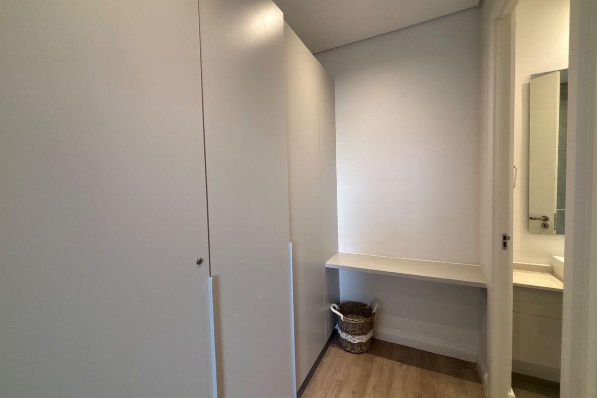 Upmarket 2 bedroom apartment  for sale! - Photo 5
