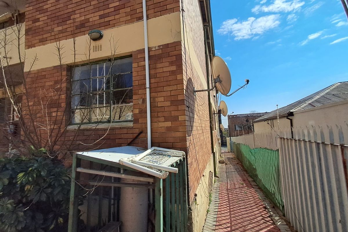 Commercial Property For Sale in Bellevue, Johannesburg - Photo 2