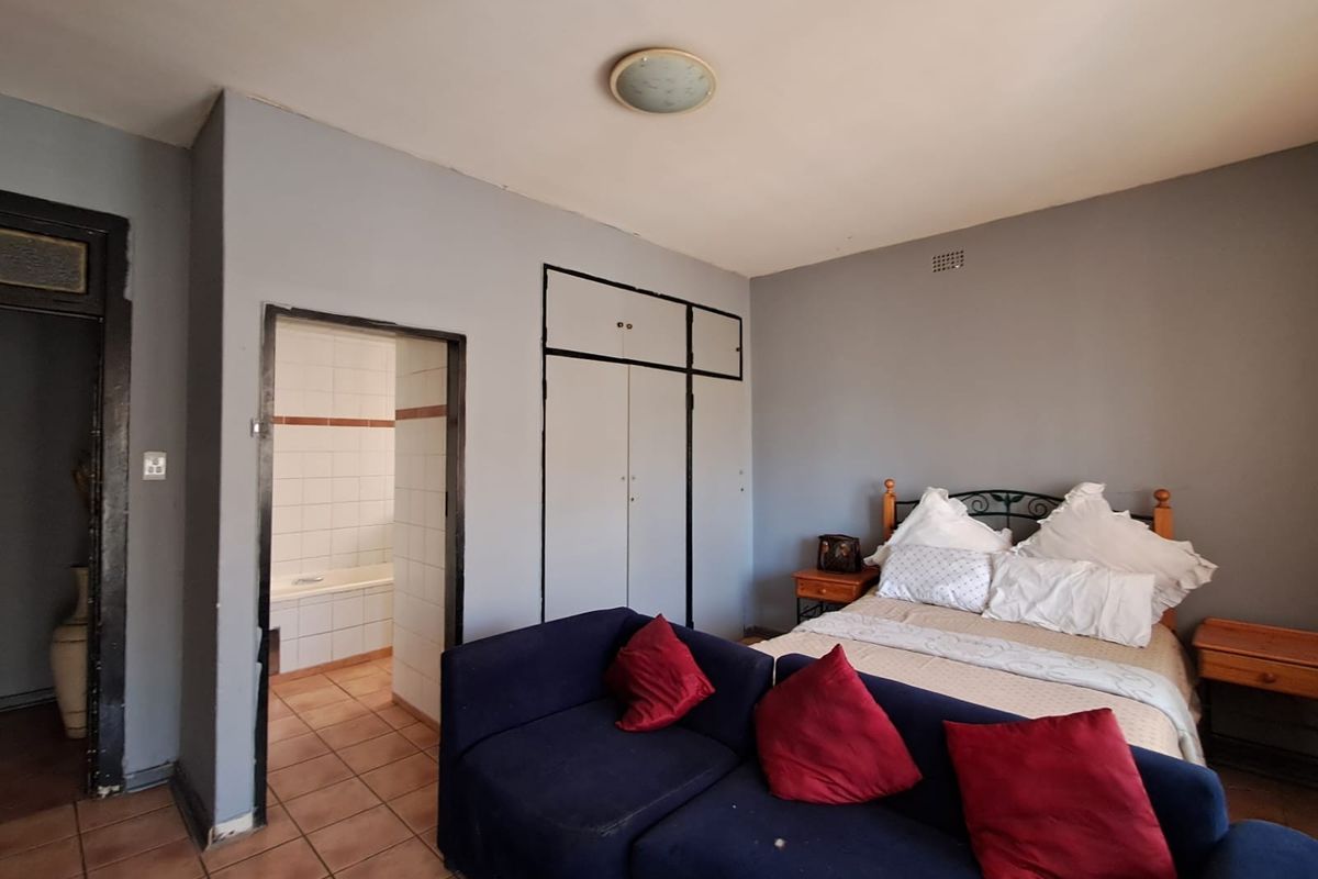 Commercial Property For Sale in Bellevue, Johannesburg - Photo 5