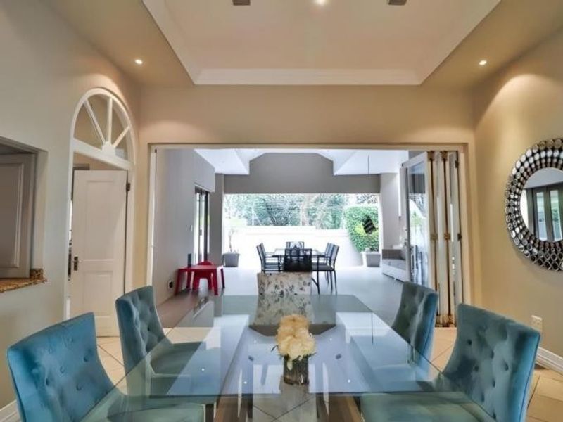 3 Bedroom House For Sale in Bryanston, Sandton - Photo 6