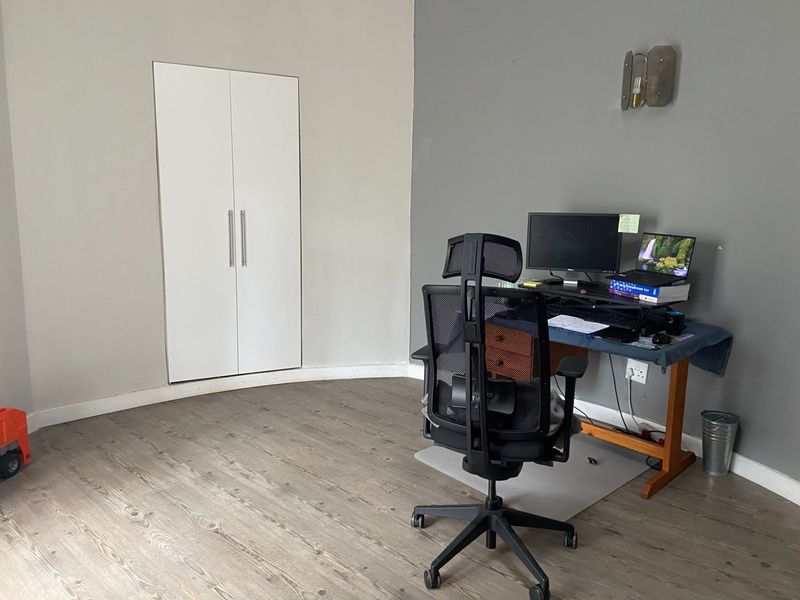 SOMETHING DIFFERENT -FIVE BEDROOM HOUSE IN POPULAR ASPENCRESCENT - SINGLE ENTRY POINT, 24H SECURITY! - Photo 6