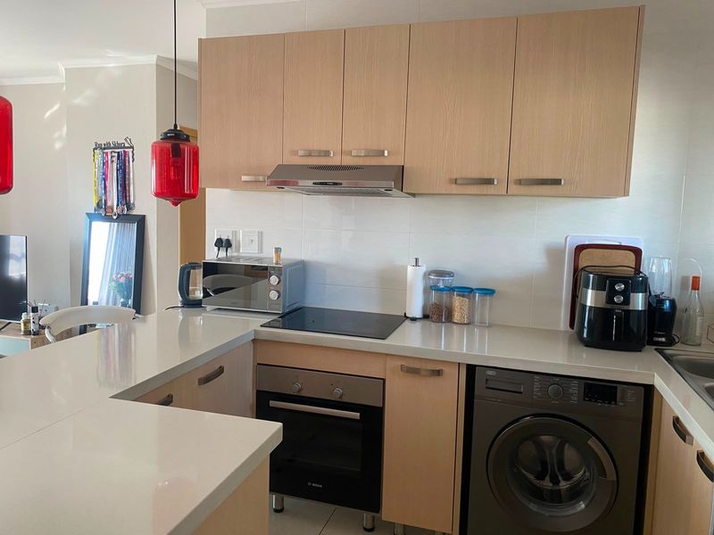 2 BEDROOM , 1 BATHROOM Apartment To Rent in Summerset, Midrand - Photo 4