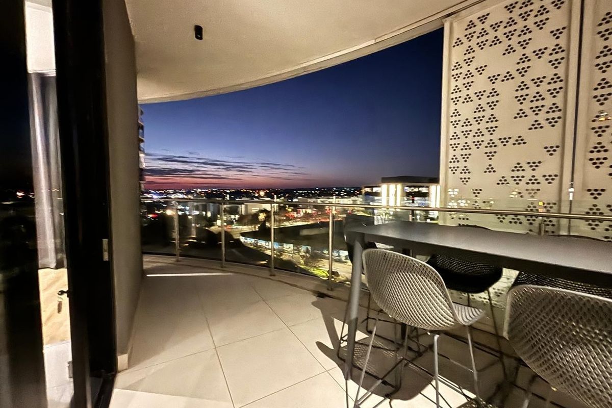 Luxury Two Bedroom Lifestyle Apartment For Sale in Jukskei View, Midrand - Photo 2