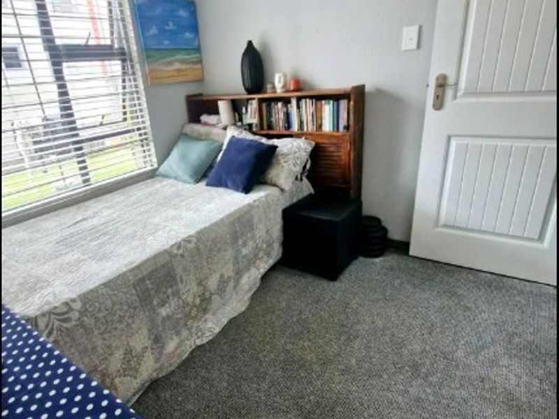 Pet Friendly Lock-Up Go Garden Apartment in Honeydew, Roodepoort - Photo 7