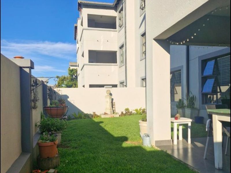 Pet Friendly Lock-Up Go Garden Apartment in Honeydew, Roodepoort - Photo 3