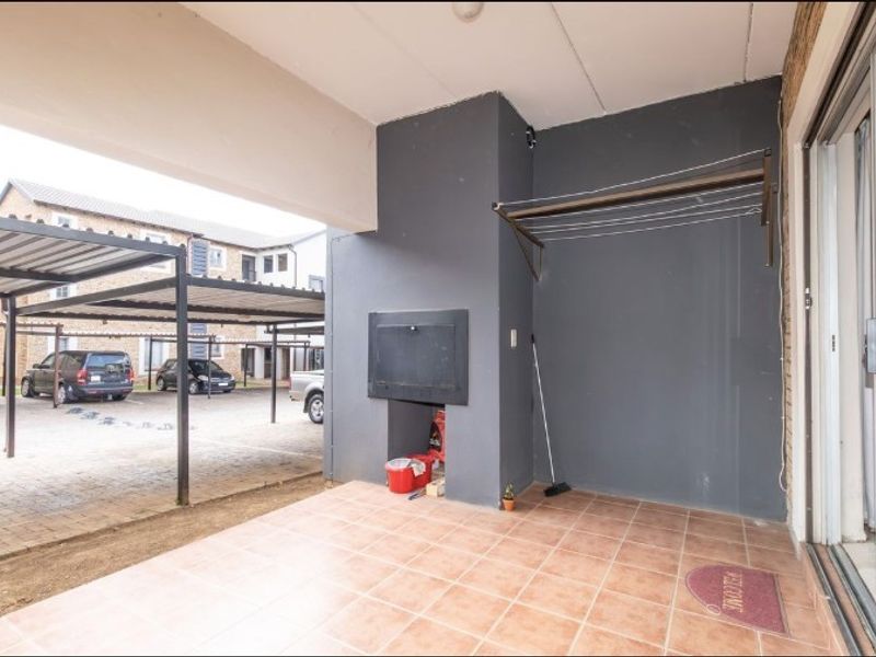 3BD Garden Apartment Northriding - Photo 2