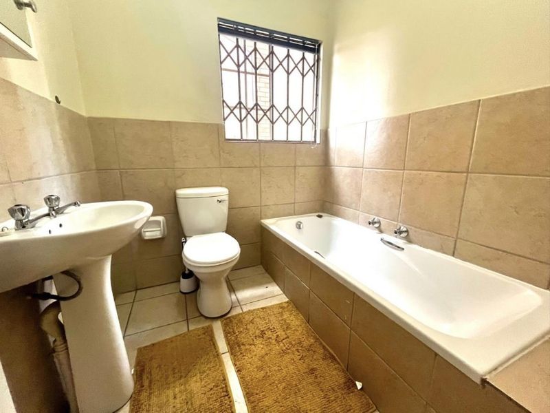 3BD Garden Apartment Northriding - Photo 7