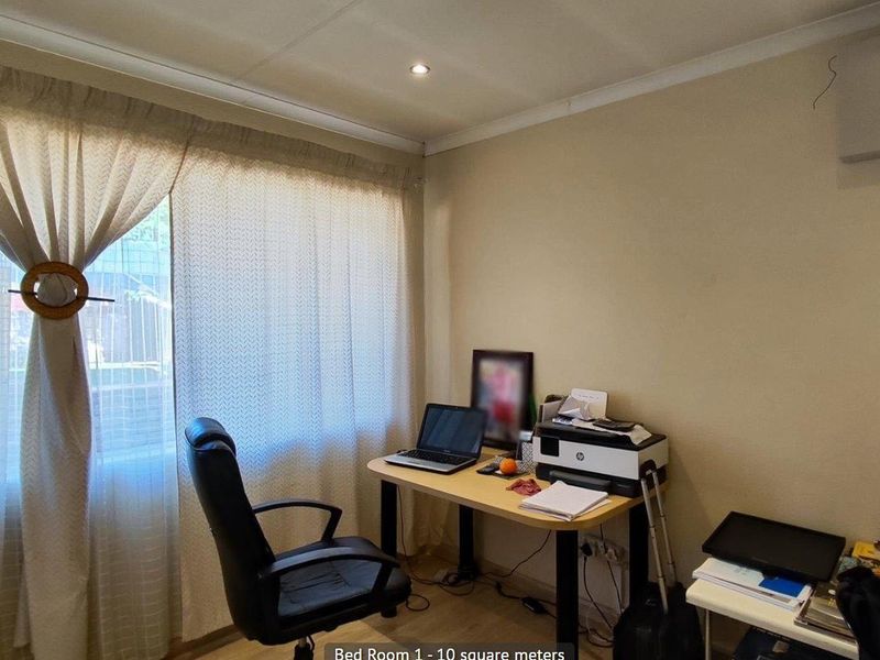Townhouse For Sale in Norkem Park, Kempton Park - Photo 6