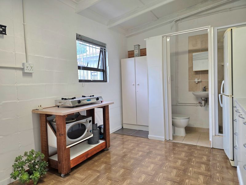 TO RENT: Semi-Furnished Bachelor Cottage in Secure Complex - Photo 8