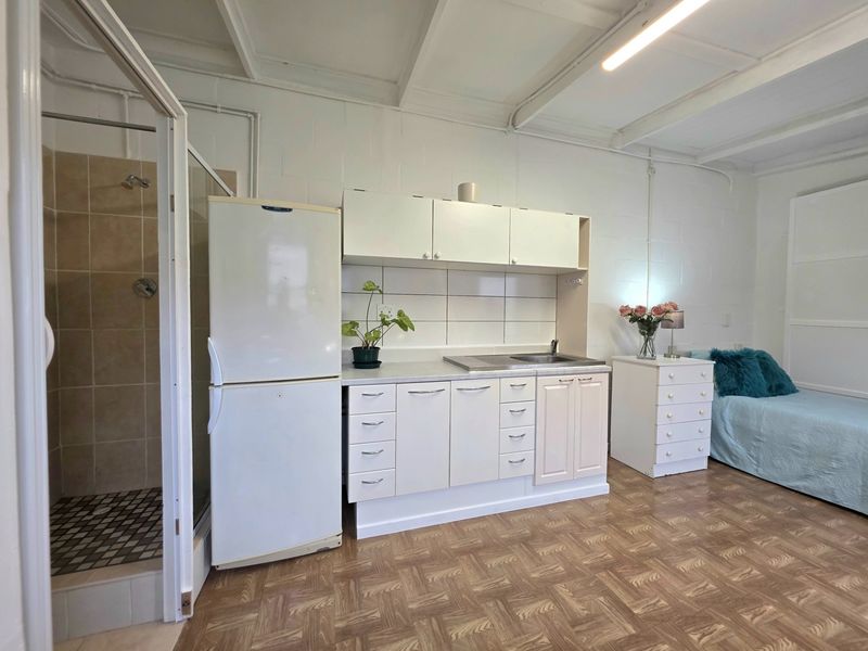 TO RENT: Semi-Furnished Bachelor Cottage in Secure Complex - Photo 7