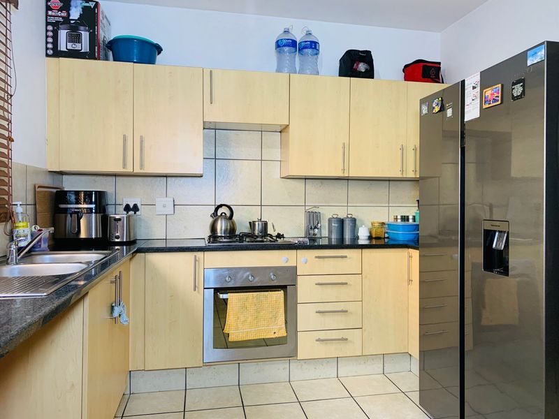 3 bedroom, 2 Bathroom For Sale in Theresapark, Akasia - Photo 5