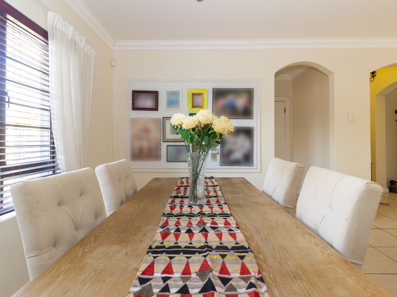 3 Bedroom Family Home for Sale in Casa d'Oro Estate, Summerstrand - Photo 4