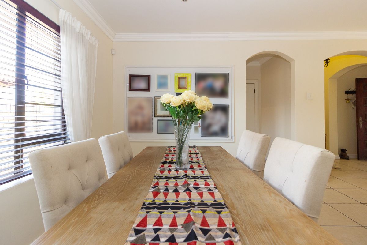 3 Bedroom Family Home for Sale in Casa d'Oro Estate, Summerstrand - Photo 4