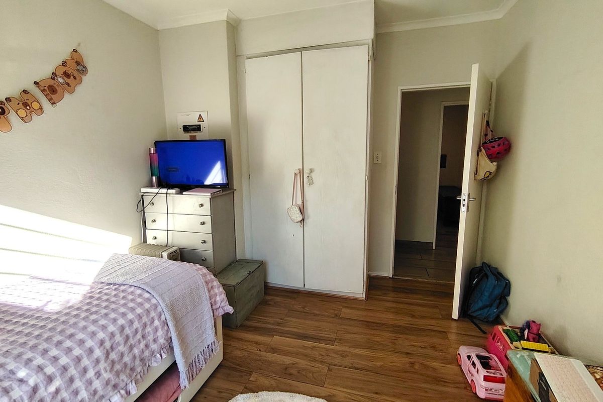 Townhouse To Rent in Northwold, Randburg - Photo 4