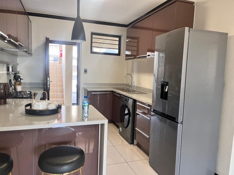 Apartment To Rent in Blue Hills, Midrand - Photo 2