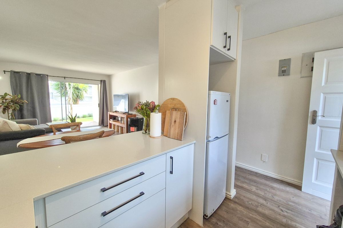 Apartment For Sale in Durbanville Central, Durbanville - Photo 4