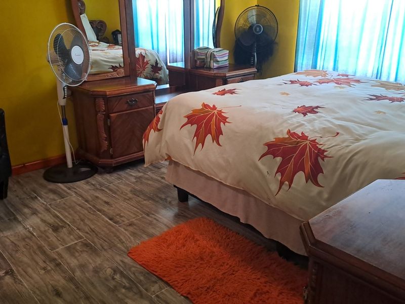 House For Sale in Tuscany Glen, Blue Downs - Photo 5