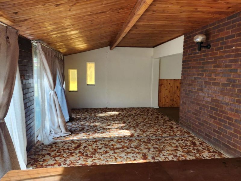 House For Sale in Sasolburg - Photo 7