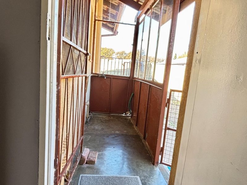 House For Sale in Sasolburg - Photo 4